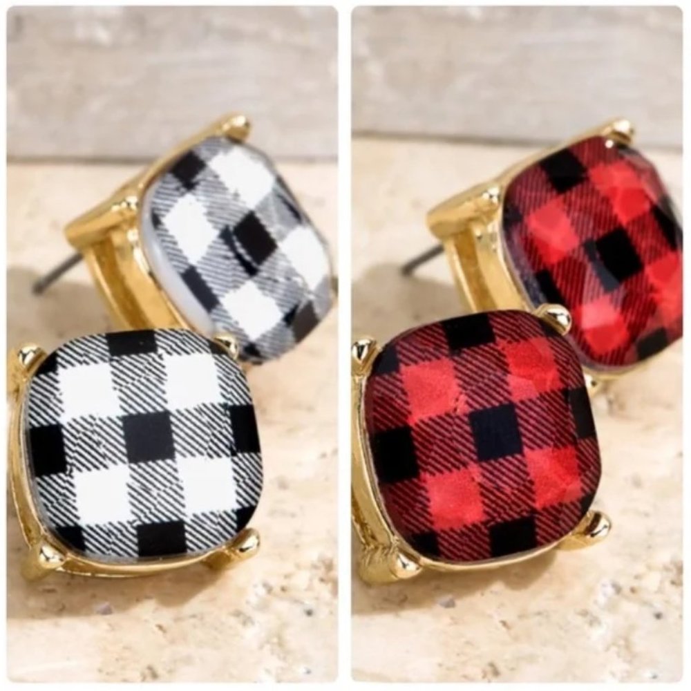 NWT Buffalo Plaid Faceted Crystal Stud Earrings
